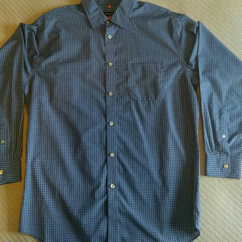 Van Heusen Travelers Casual Dress shirt